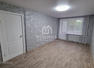 Продаю 3-ком. квартиру, 61.4 м2, Хабаровский край, улица Гамарника, 22