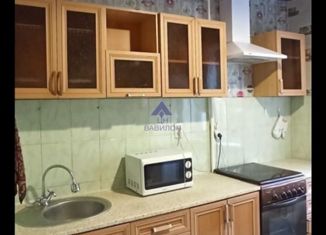 Сдаю в аренду 2-ком. квартиру, 51 м2, Волгодонск, улица Черникова, 2/31