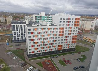 Продается двухкомнатная квартира, 56 м2, Кемерово, улица Веры Волошиной, 38Б