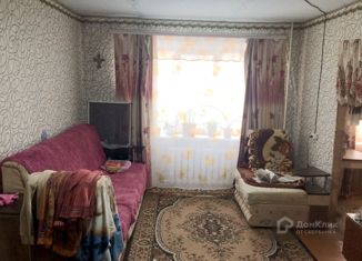 Продается 4-ком. квартира, 63 м2, Красноуральск, улица Устинова, 98