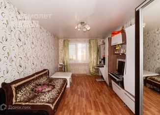 Продам 3-комнатную квартиру, 65 м2, Челябинск, Октябрьская улица, 5