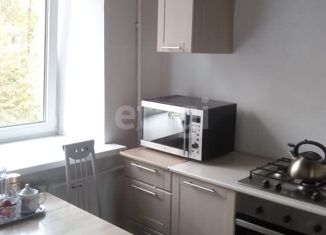 Продажа четырехкомнатной квартиры, 100 м2, Череповец, улица Ленина, 88