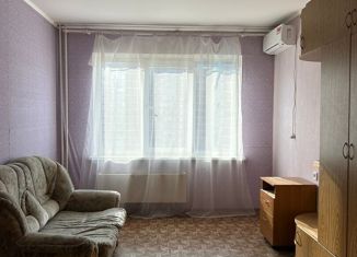 Продам 1-комнатную квартиру, 38 м2, Краснодар, улица Снесарёва, 4, микрорайон Гидрострой