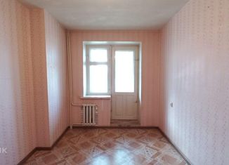 Продажа трехкомнатной квартиры, 65.2 м2, посёлок Саракташ, улица Мира, 201