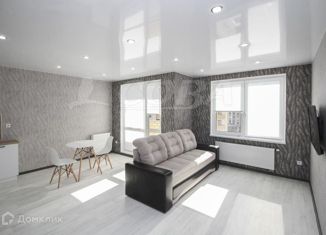 Продажа квартиры студии, 34.5 м2, Тюмень, улица Вице-адмирала Воронцова, 5, ЖК Первая линия. Гавань