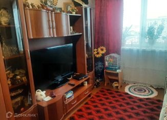 Продается 2-ком. квартира, 28.4 м2, Ревда, улица Советских Космонавтов, 1