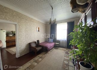 Продается 4-комнатная квартира, 90 м2, Смоленск, улица Кутузова, 5