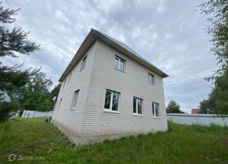 Дом на продажу, 181.4 м2, деревня Святье