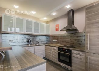 Сдам в аренду 3-ком. квартиру, 79 м2, Санкт-Петербург, улица Седова, 24к3, муниципальный округ Невская Застава