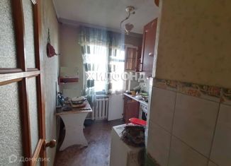 Продаю комнату, 12.4 м2, Новосибирск, улица Солидарности, 76, Калининский район