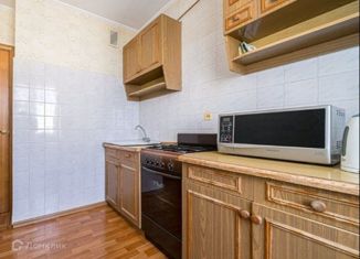 Продам 2-ком. квартиру, 47 м2, Краснодар, Темрюкская улица, 62