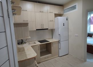 Продается 2-ком. квартира, 31 м2, Сочи, микрорайон Макаренко, Вишнёвая улица, 18/2