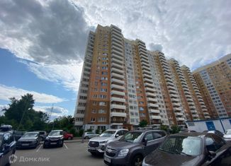 Продаю 2-комнатную квартиру, 58.6 м2, Москва, Синявинская улица, 11к5, Синявинская улица