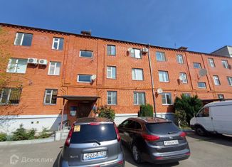 Трехкомнатная квартира на продажу, 68 м2, Белореченск, Интернациональная улица