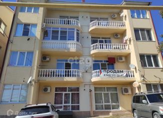 Продается двухкомнатная квартира, 29.5 м2, Геленджик, Новороссийская улица, 165А