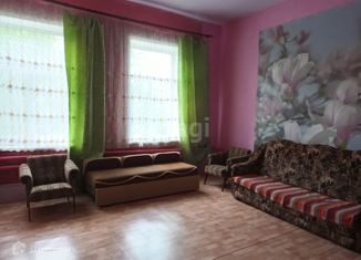 Продаю 3-ком. квартиру, 67 м2, поселок городского типа Романовка, улица Ленина, 173