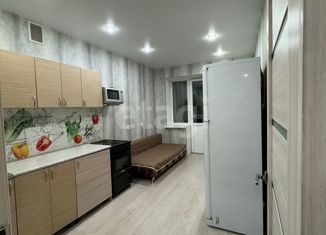 Сдается однокомнатная квартира, 40 м2, Свердловская область, Парниковая улица, 2
