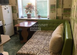 Продаю 1-ком. квартиру, 34 м2, Благовещенск, Коммунистическая улица, 1