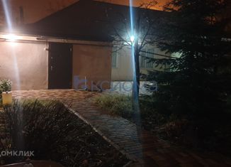 Продаю трехкомнатную квартиру, 46 м2, Ставрополь, улица Гризодубовой, 37, микрорайон № 7