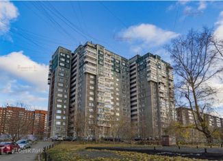 Сдается 1-ком. квартира, 45 м2, Екатеринбург, Боровая улица, 25