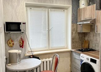 Продается 2-комнатная квартира, 46.2 м2, Нижний Новгород, улица Баренца, 6, улица Баренца