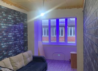 2-комнатная квартира на продажу, 68.2 м2, посёлок Российский, улица Ратной Славы, 32