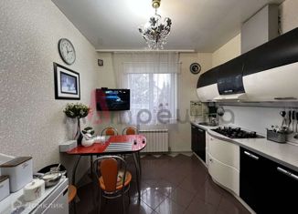 Продажа дома, 140 м2, поселок городского типа Томаровка, улица Ватутина, 1