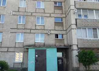Продается трехкомнатная квартира, 65.4 м2, Вихоревка, улица Горького, 10А