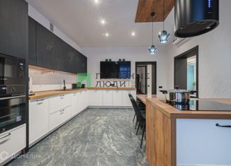 Продам дом, 480 м2, посёлок Дубровка