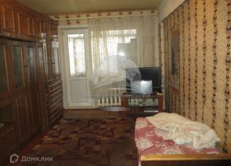 Продам 3-комнатную квартиру, 60 м2, Новгородская область, улица Советской Армии, 36к3