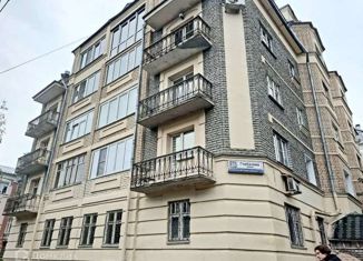 2-ком. квартира на продажу, 90.7 м2, Киров, улица Горбачёва, 38