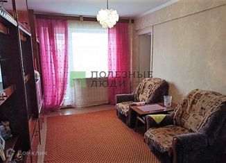 Продаю трехкомнатную квартиру, 49.2 м2, Омск, Взлётная улица, 3Б