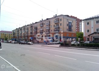 Продам 2-ком. квартиру, 50 м2, Курган, улица Карла Маркса, 60/19