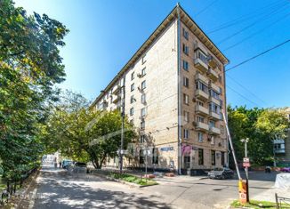 Продается двухкомнатная квартира, 56.3 м2, Москва, Фрунзенская набережная, 18, метро Октябрьская