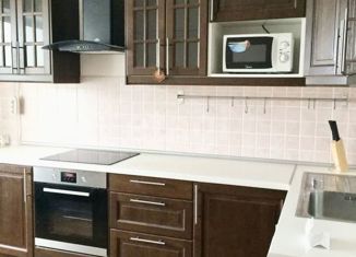 Продам 2-ком. квартиру, 58 м2, Новосибирск, улица Менделеева, 18, улица Менделеева