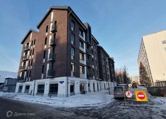 Продаю однокомнатную квартиру, 60.6 м2, Тверь, улица Лидии Базановой, 51, Центральный район