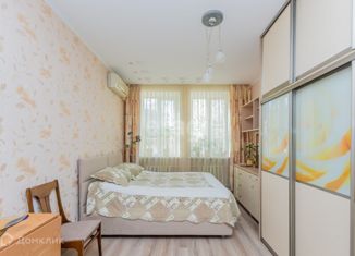 Продается 3-ком. квартира, 73.3 м2, Краснодар, улица Захарова, 21, улица Захарова