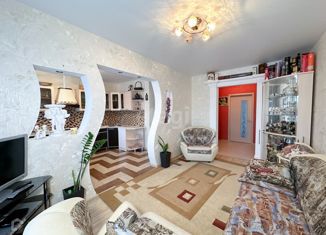 Продается трехкомнатная квартира, 64.1 м2, посёлок городского типа Пойковский, 7-й микрорайон, 2
