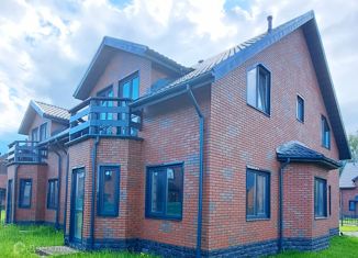 Продаю таунхаус, 160 м2, коттеджный посёлок Юкковское парк