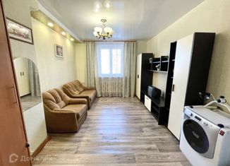 Продажа 3-комнатной квартиры, 64.7 м2, Валдай, Комсомольский проспект, 51