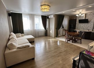 Продам 3-комнатную квартиру, 106.6 м2, Омская область, бульвар Архитекторов, 2
