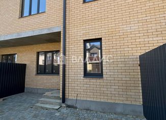 Продается таунхаус, 97.1 м2, Адыгея, улица Чапаева