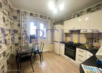 Сдача в аренду 2-ком. квартиры, 50 м2, Георгиевск, улица Тронина