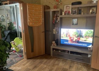 Продам 2-комнатную квартиру, 43.9 м2, поселок Октябрьский, улица Пушкина, 5