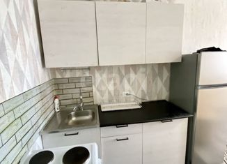 Продается 1-ком. квартира, 17 м2, Артём, улица Кирова, 150