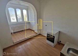 Продается 3-ком. квартира, 71 м2, Астрахань, Бульварная улица, 11