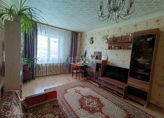 Продам 2-ком. квартиру, 50.1 м2, Ижевск, 14-я улица, 44, жилой район Строитель