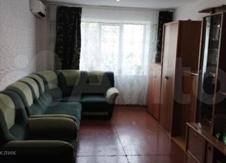 Продаю 3-ком. квартиру, 72 м2, Феодосия, улица Анюнаса