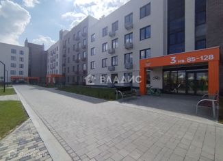 Продам трехкомнатную квартиру, 66.3 м2, Строитель, Аллейная улица, 3