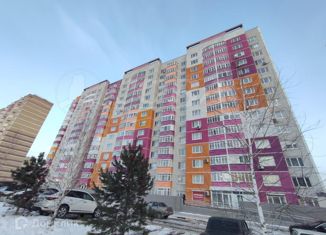 Продается трехкомнатная квартира, 90 м2, деревня Дударева, улица Созидателей, 1, ЖК Комарово